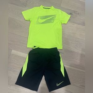 Nike boys set